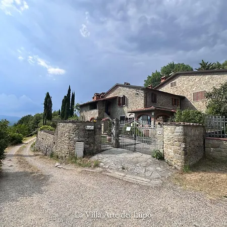 Fortuna Del Lupo Mit Pool Und Aussicht Apartment Subbiano